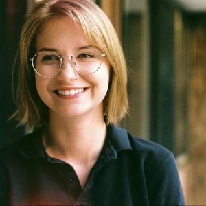 Meet your Posher, Anya